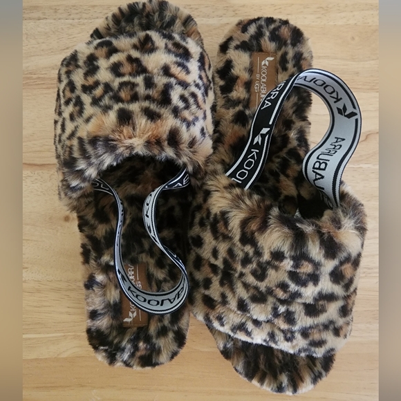 Koolaburra by Ugg Cheetah slides - Picture 1 of 4
